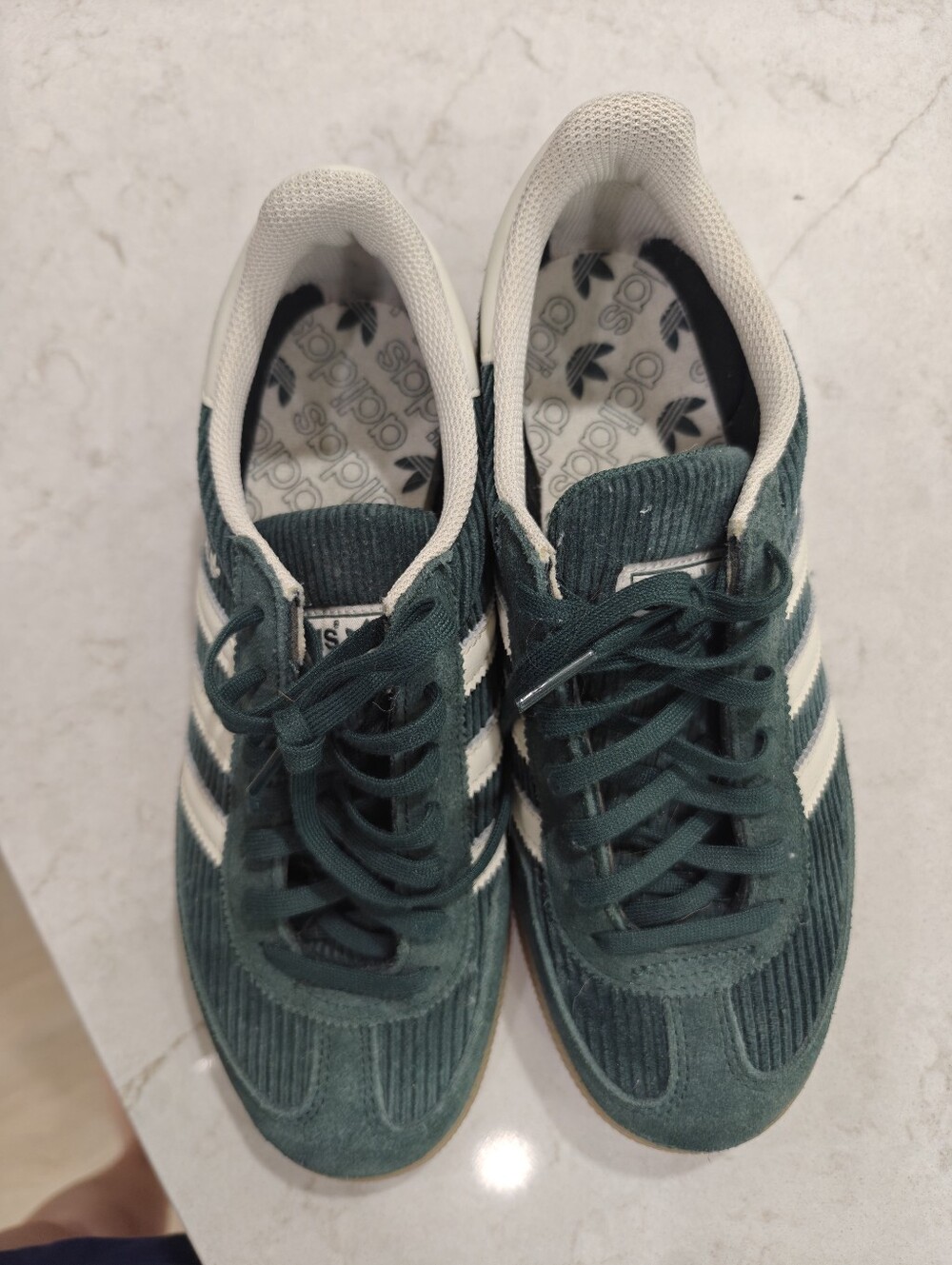 ADIDAS Size 7 - Picture 3 of 4
